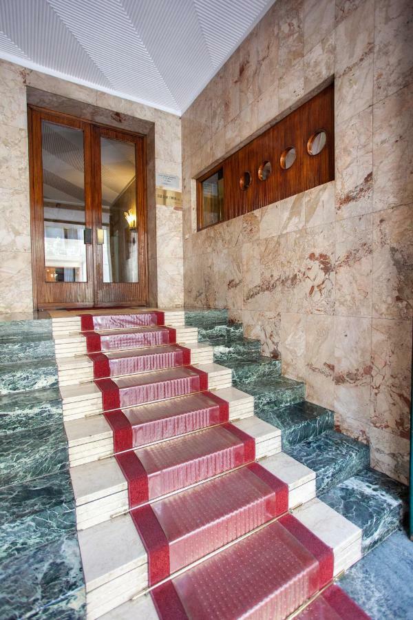 Imhome - Fontana Milan Luaran gambar